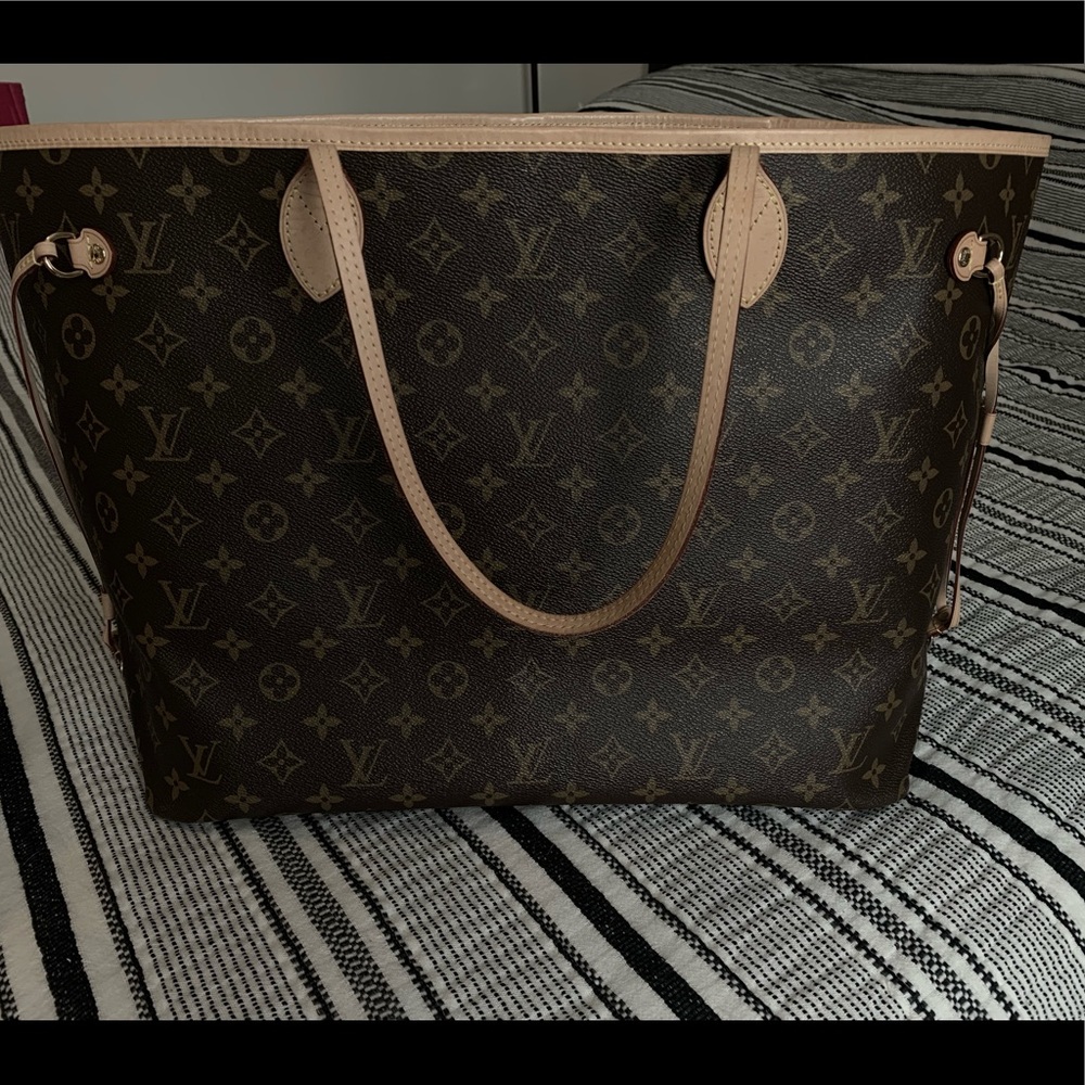 Authentic Louis Vuitton Neverfull GM